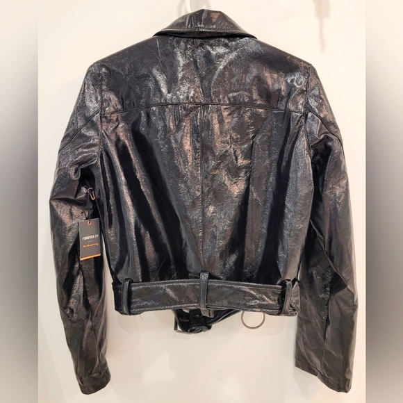 Forever 21 80s Black Faux Patent Bomber Jacket - Picture 5 of 13
